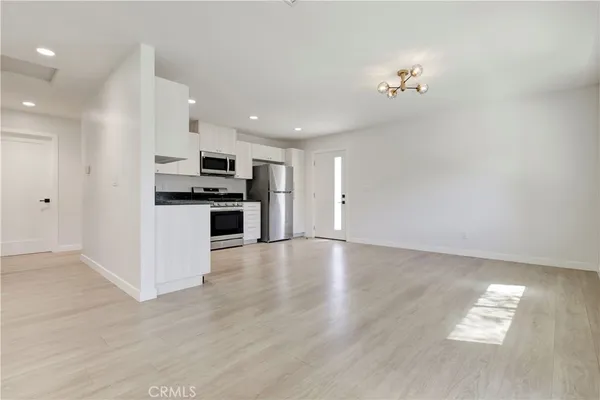 $5,000 | 2641 Hermosa Avenue, Unit A, Montrose, CA 91020