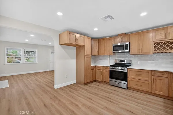 $1,025,000 | 4392 Elm Avenue, Long Beach, CA 90807