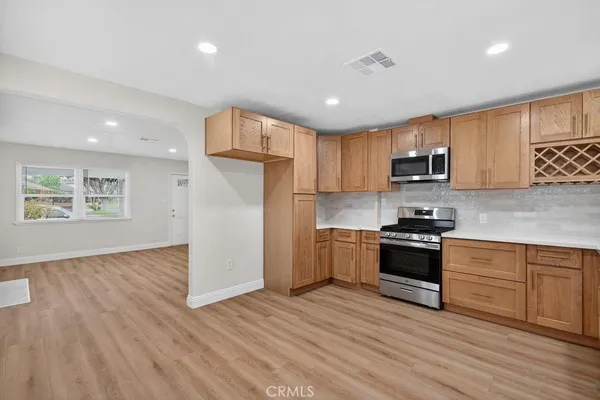 $1,025,000 | 4392 Elm Avenue, Long Beach, CA 90807