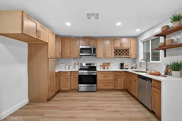 $1,025,000 | 4392 Elm Avenue, Long Beach, CA 90807