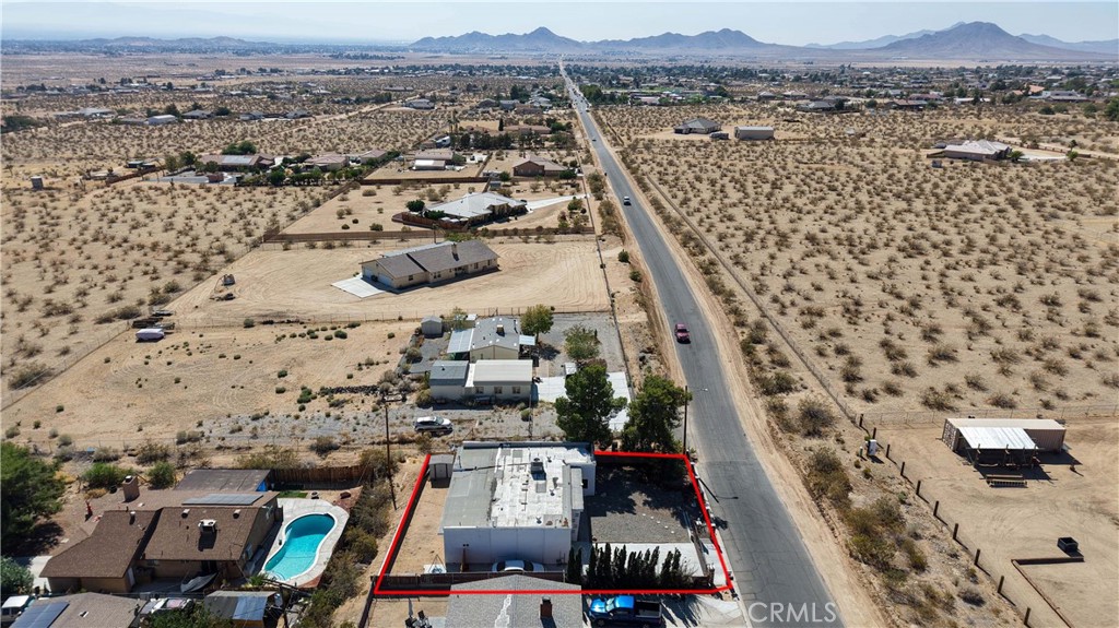 23859 S Road Apple Valley, CA 92307 - Photo 37 of 45 an aerial view of multiple house