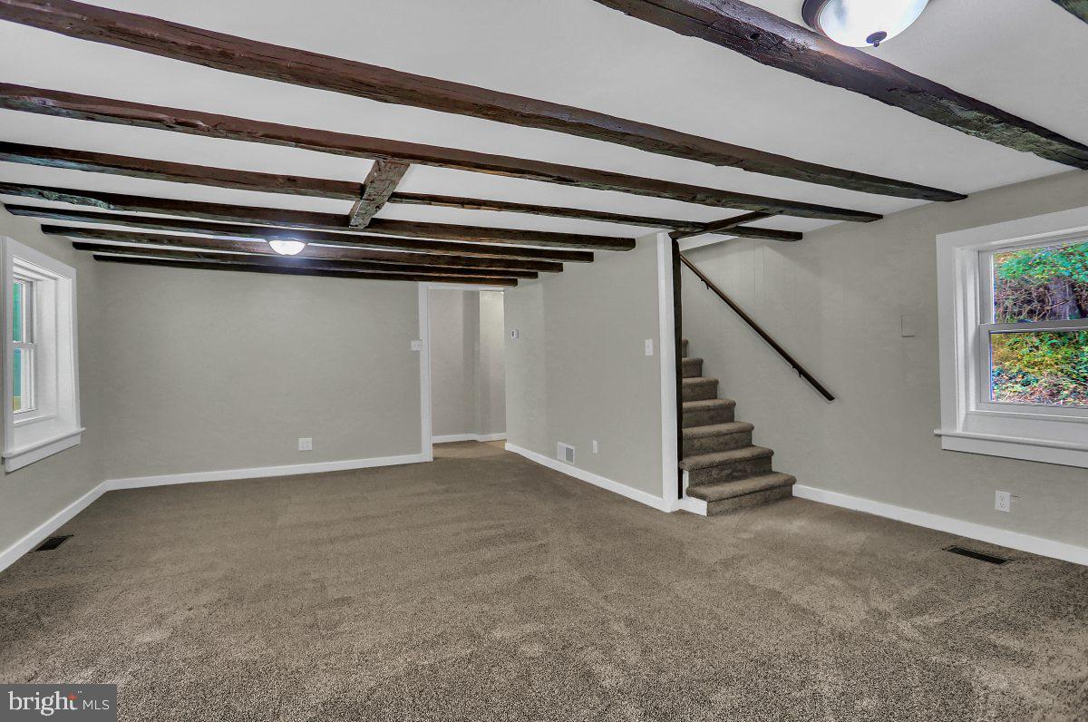 275 Green Valley Road York, PA 17403 - Photo 15 of 61 Gallery Image 15