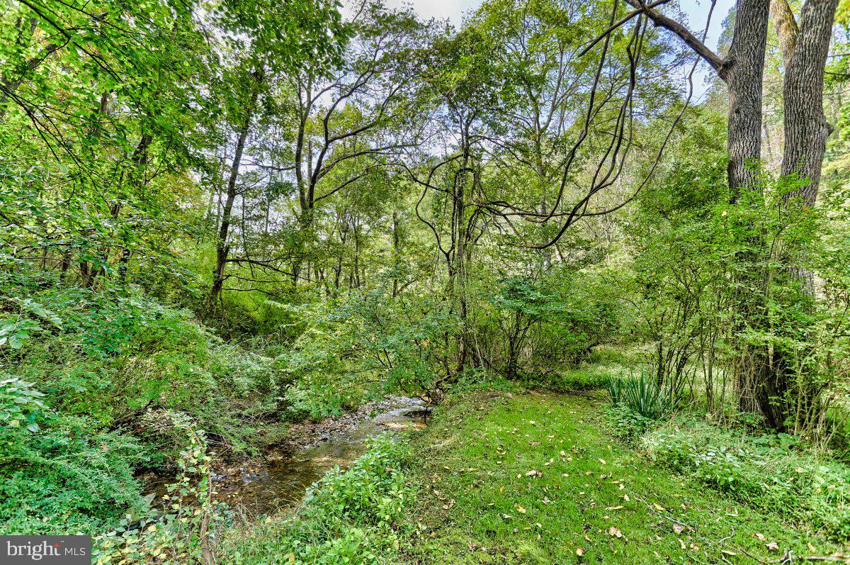 275 Green Valley Road York, PA 17403 - Photo 41 of 61 Gallery Image 41