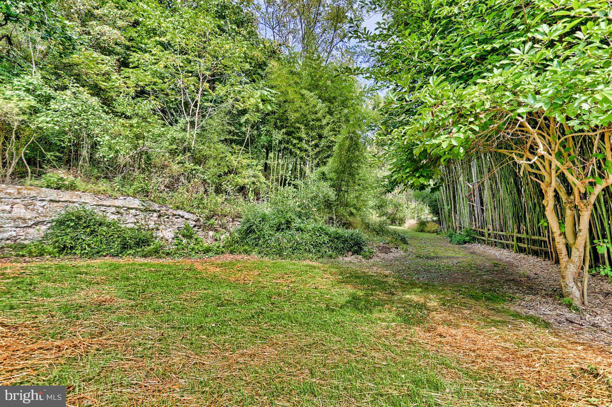 275 Green Valley Road York, PA 17403 - Photo 45 of 61 Gallery Image 45