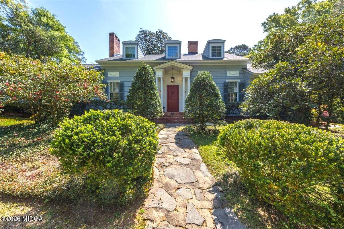1121 Oakcliff Road Macon, GA 31211 - Photo 2 of 60 49-5W7A7914