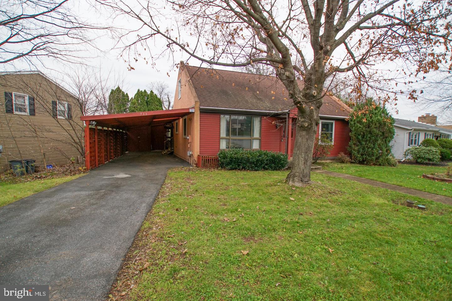 711 Fritz Avenue Reading, PA 19607 - Photo 2 of 17