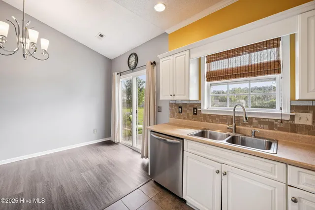 $2,050 | 113 Colville Court, Winnabow, NC 28479