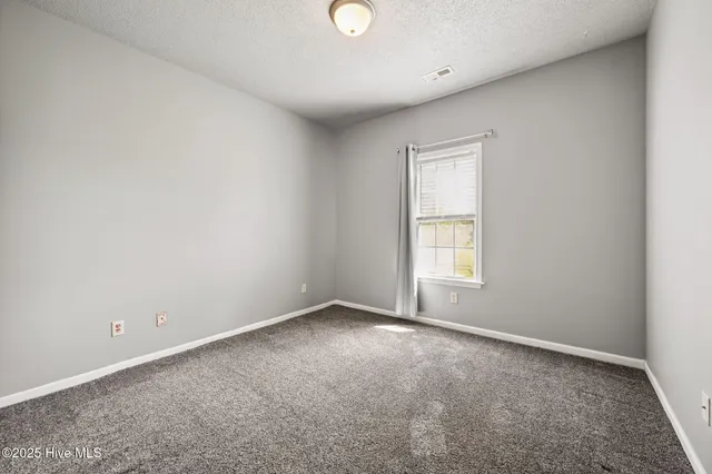 $2,050 | 113 Colville Court, Winnabow, NC 28479