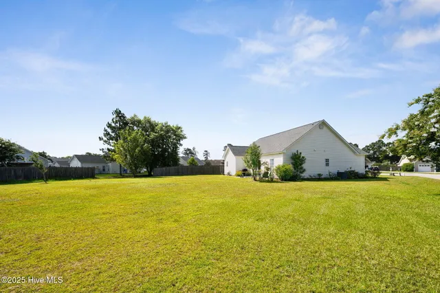 $2,050 | 113 Colville Court, Winnabow, NC 28479