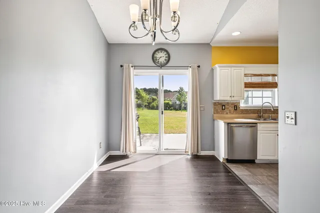 $2,050 | 113 Colville Court, Winnabow, NC 28479