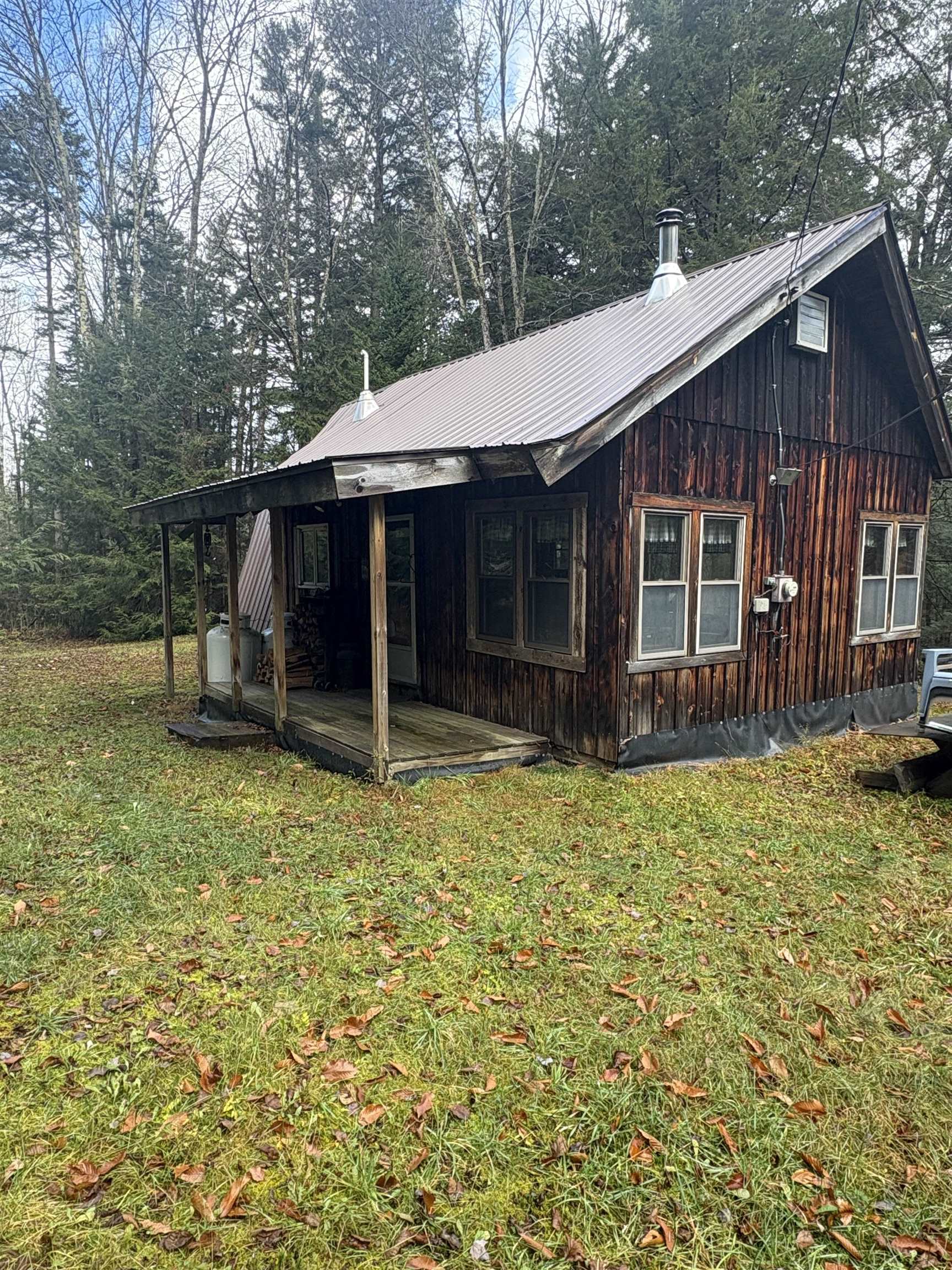 559 Corporation Road Rochester, VT 05767 - Photo 8 of 47