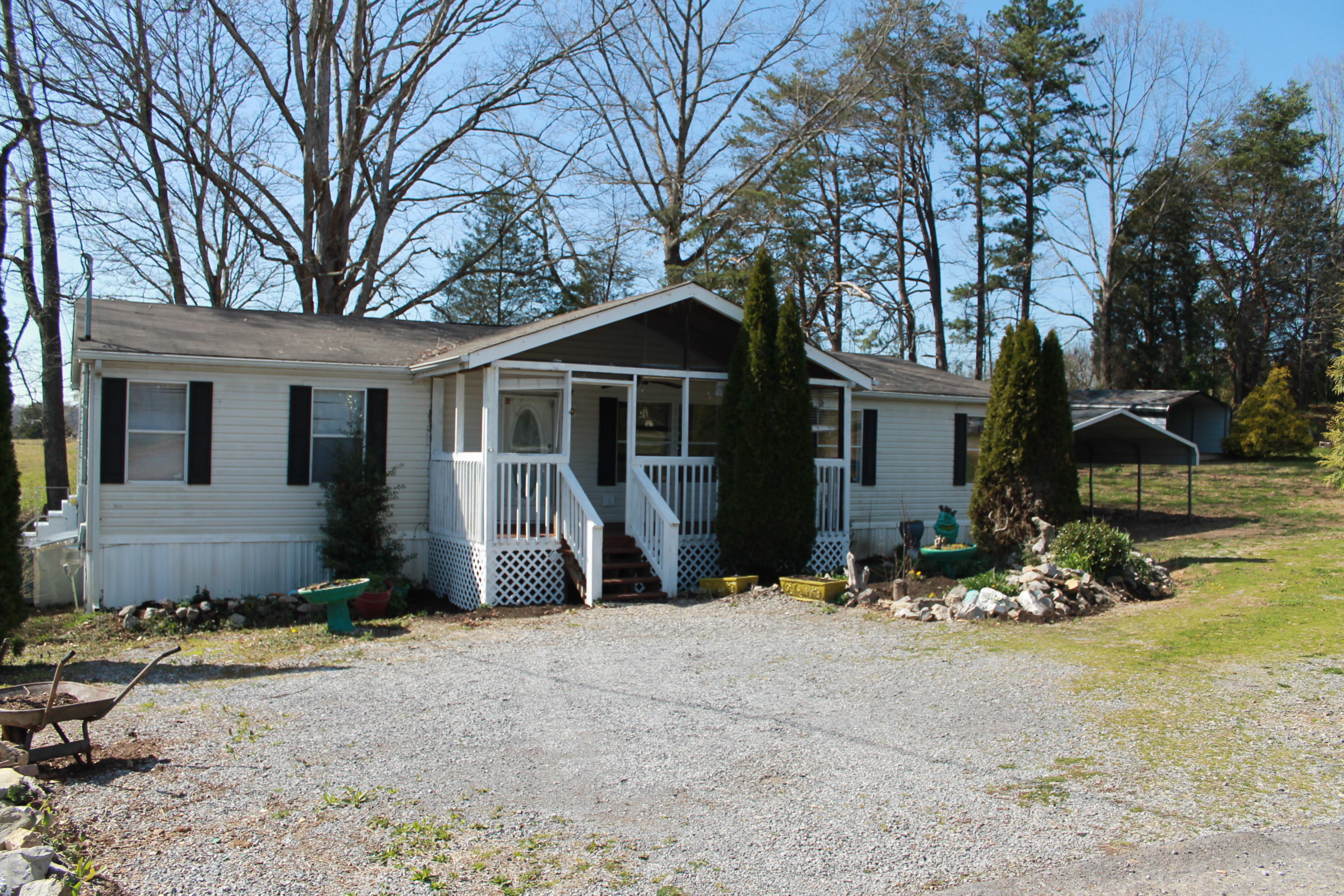 4345 Diamond Valley Road Kodak, TN 37764 - Photo 1 of 21 IMG_6831