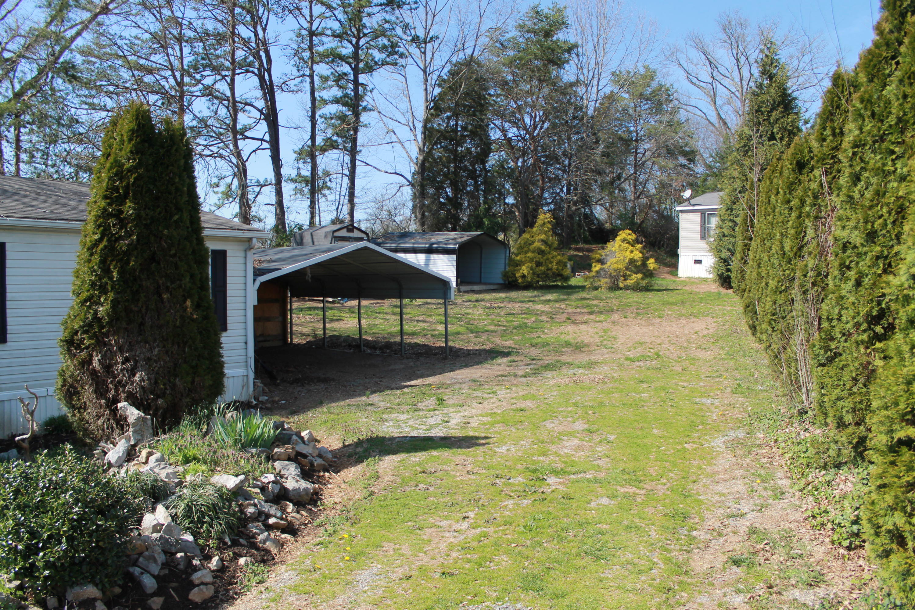 4345 Diamond Valley Road Kodak, TN 37764 - Photo 3 of 21 IMG_6833