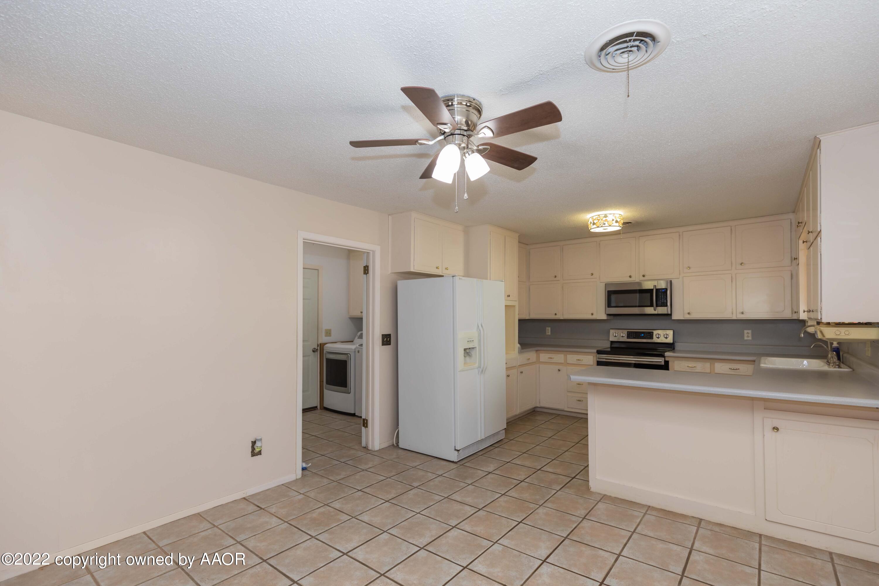 6210 Hanson Road Amarillo, TX 79106 - Photo 15 of 43 DINING VIEW 1