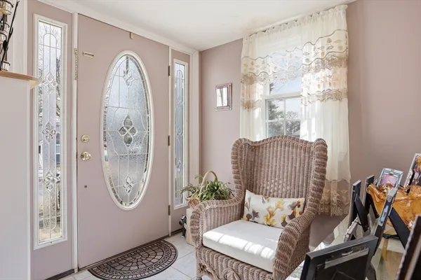 $625,000 | 20 Jennings Road, Waltham, MA 02451