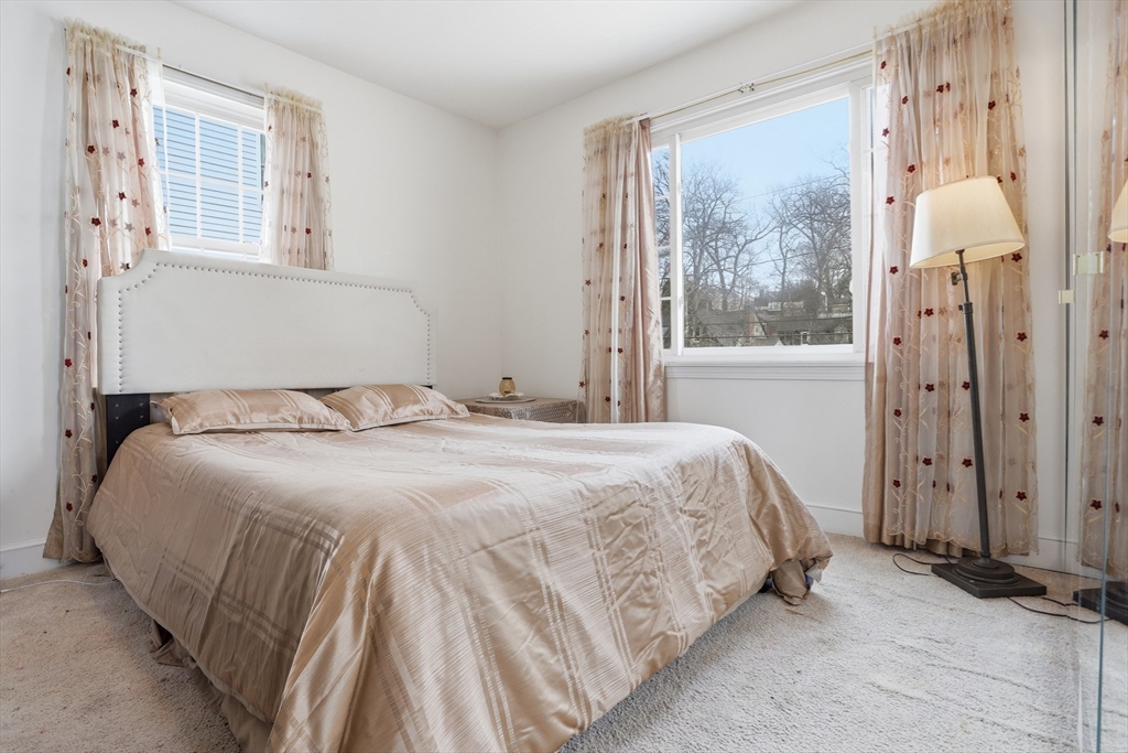 20 Jennings Road Waltham, MA 02451 - Photo 13 of 28