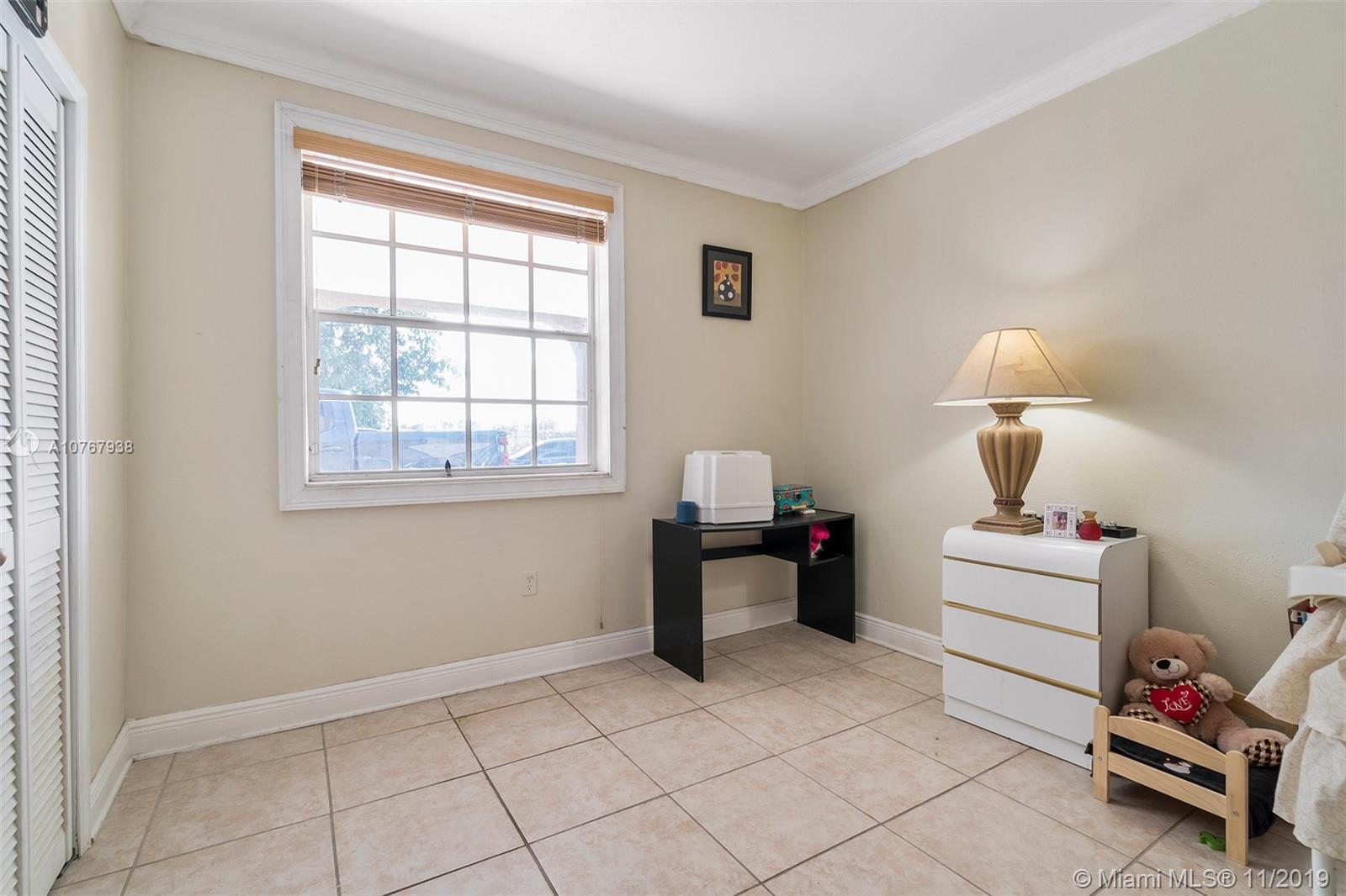 17325 Southwest 188th Street Miami, FL 33187 - Photo 17 of 21