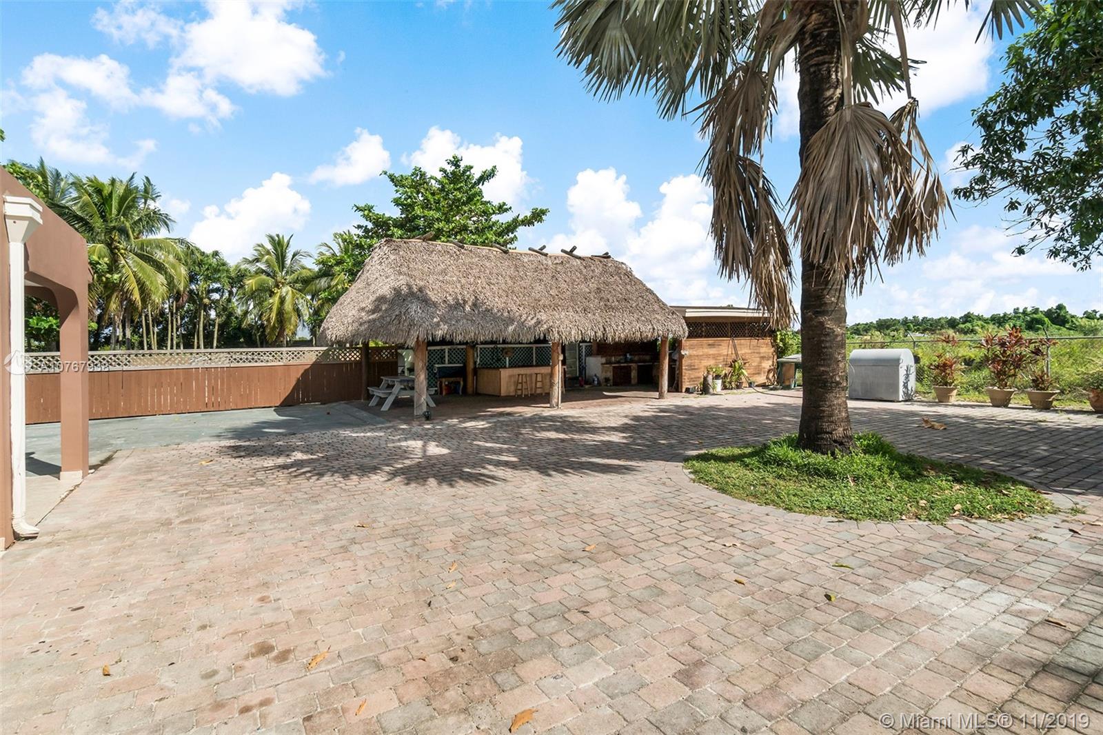 17325 Southwest 188th Street Miami, FL 33187 - Photo 8 of 21