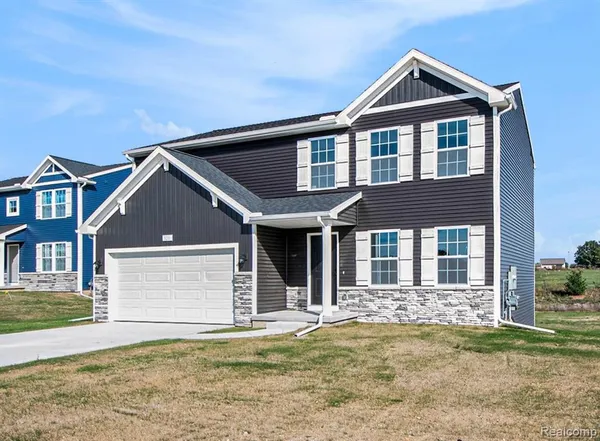 $399,900 | 747 Lone Oak Way, Tecumseh, MI 49286