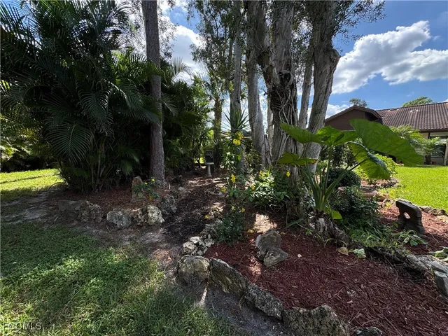 $299,000 | 13108 Tall Pine Circle, Fort Myers, FL 33907