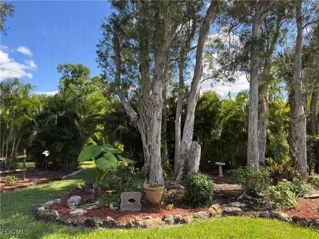 $299,000 | 13108 Tall Pine Circle, Fort Myers, FL 33907