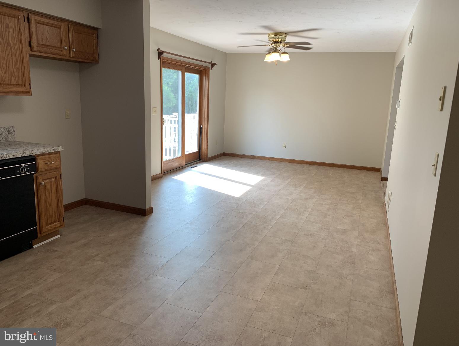 38 Cheetah Drive Hanover, PA 17331 - Photo 5 of 26