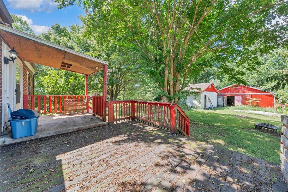 8357 Snow Creek Road Penhook, VA 24137 - Photo 31 of 57 27-MIB07498
