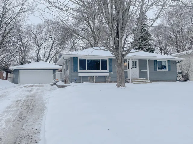 $349,900 | 1626 Pine Street, Hastings, MN 55033