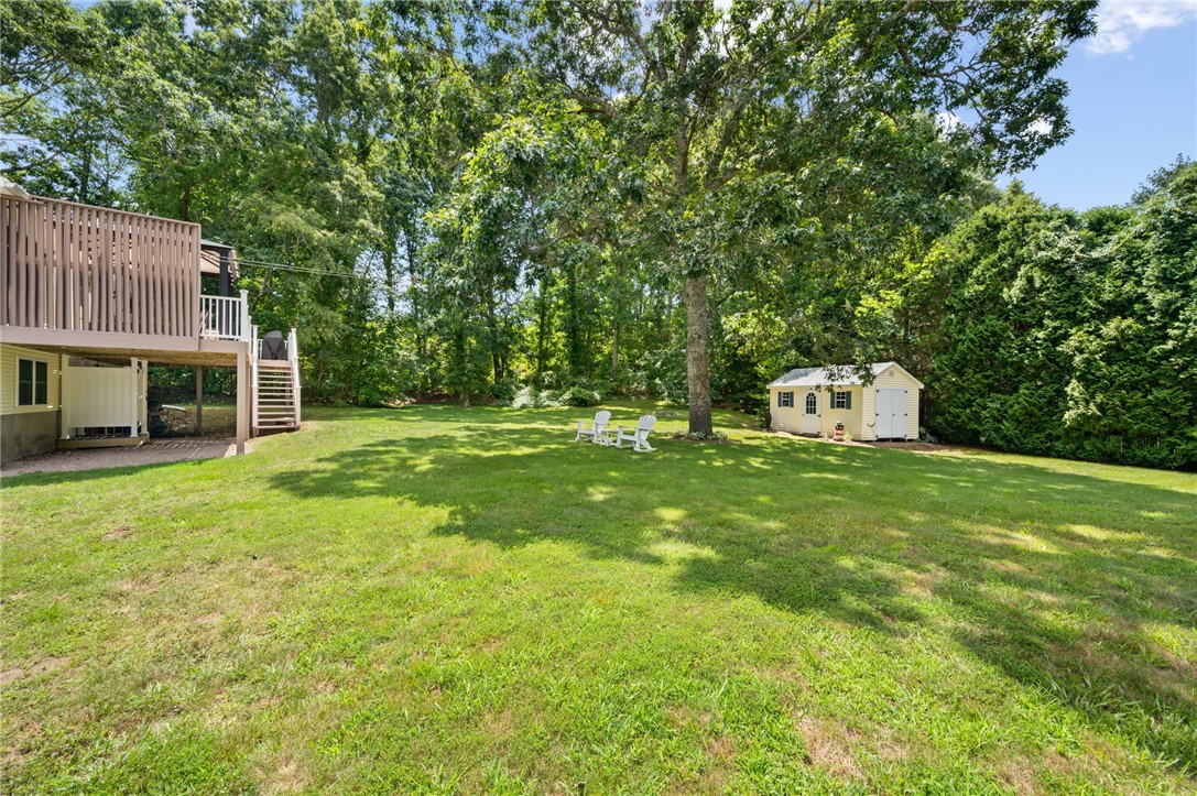 24 Quannacut Road Westerly, RI 02891 - Photo 17 of 20