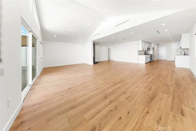 $4,500 | 14727 Leadwell Street, Van Nuys, CA 91405