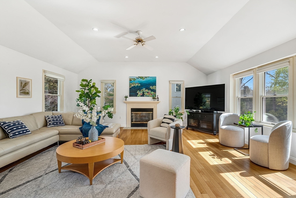 37 Woodcliffe Road Lexington, MA 02421 - Photo 2 of 40 Gallery Image 2