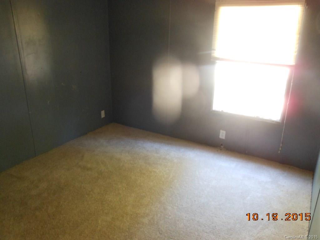 1635 Windermere Road Mount Holly, NC 28120 - Photo 14 of 20 Gallery Image 14