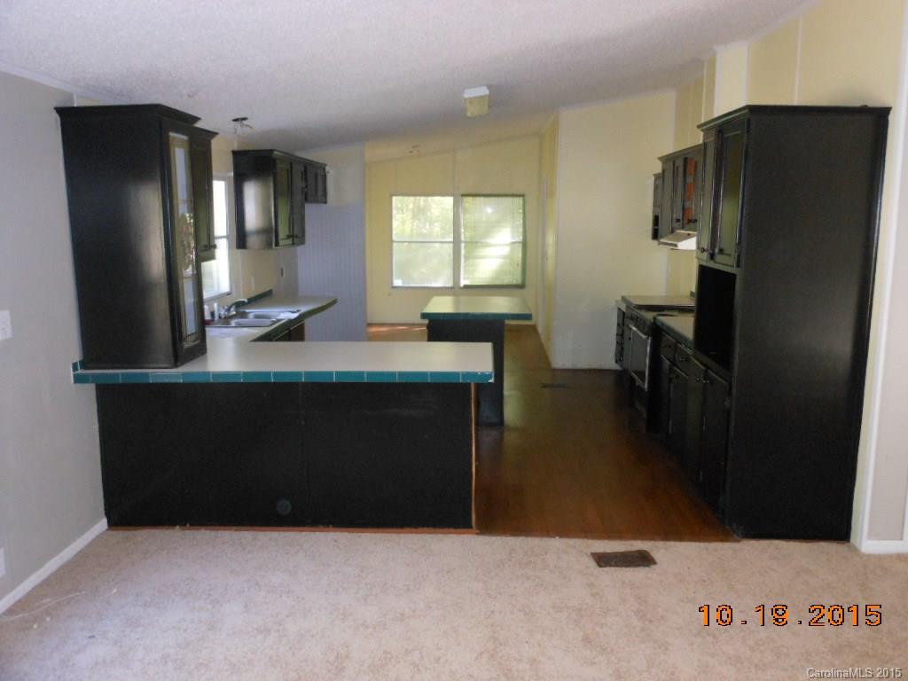 1635 Windermere Road Mount Holly, NC 28120 - Photo 4 of 20 Gallery Image 4