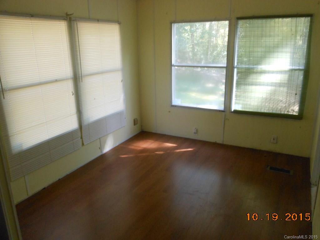 1635 Windermere Road Mount Holly, NC 28120 - Photo 5 of 20 Gallery Image 5
