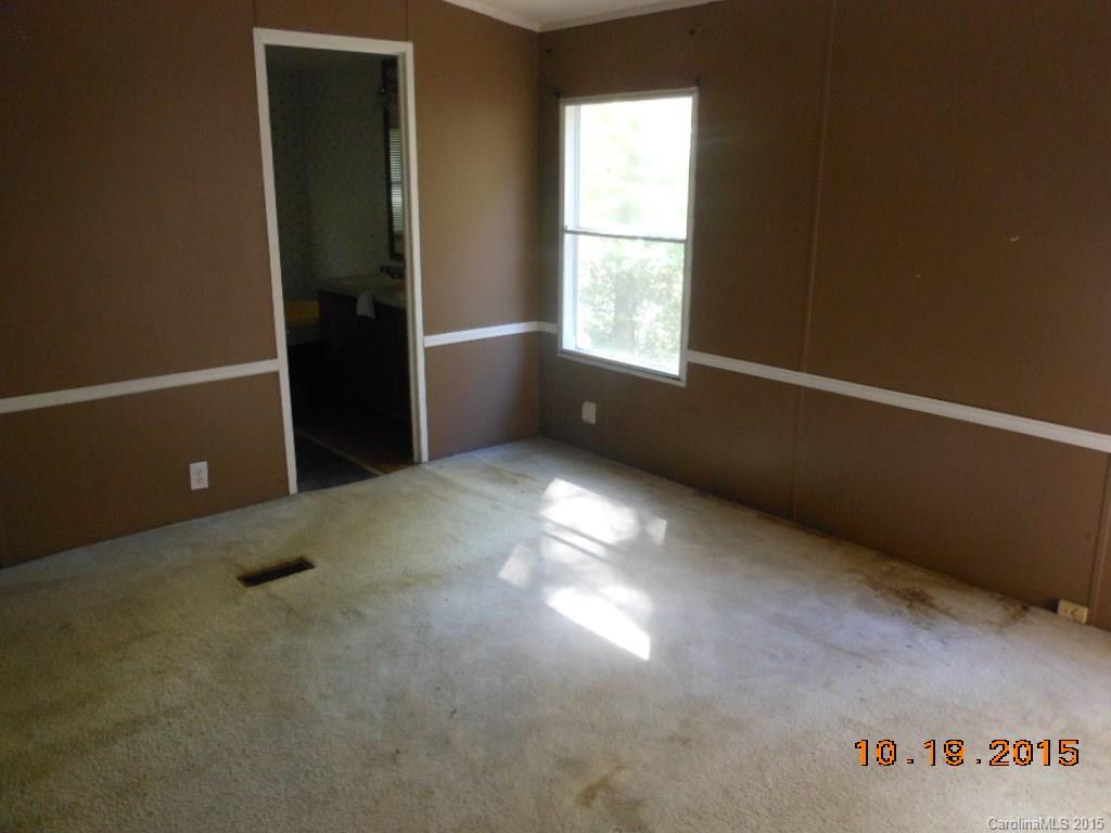 1635 Windermere Road Mount Holly, NC 28120 - Photo 6 of 20 Gallery Image 6