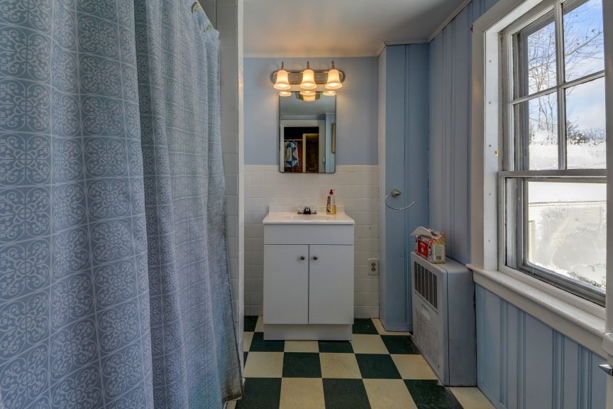 412 Catamount Road Pittsfield, NH 03263 - Photo 21 of 30