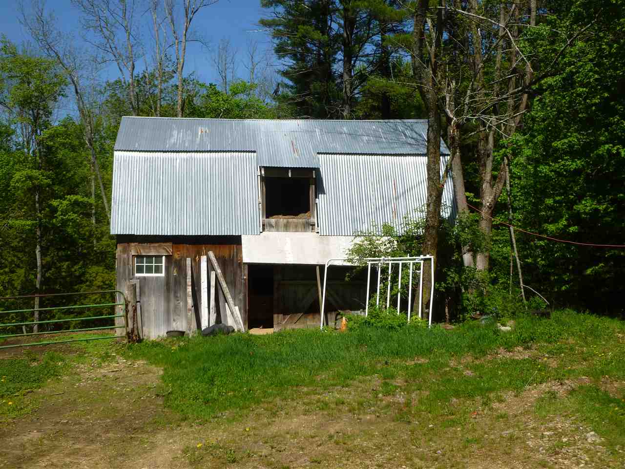 412 Catamount Road Pittsfield, NH 03263 - Photo 4 of 30