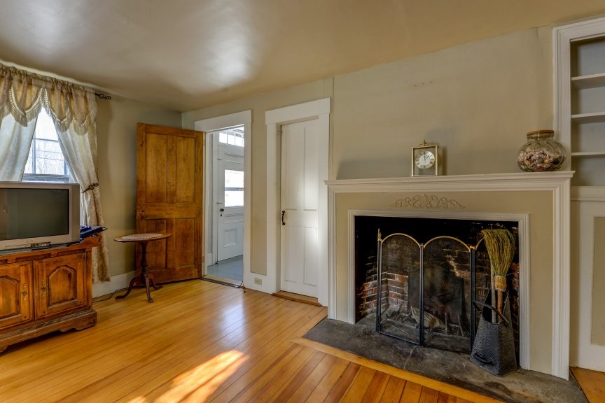 412 Catamount Road Pittsfield, NH 03263 - Photo 10 of 30