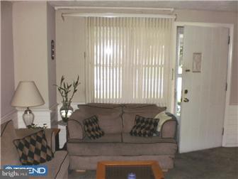 244 Margate Road Upper Darby, PA 19082 - Photo 2 of 7 Living Room