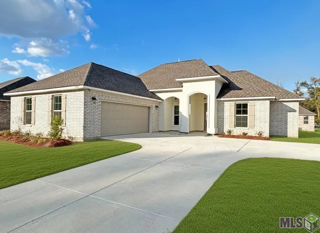 $346,790 | 4940 Cottage Drive, Addis, LA 70710
