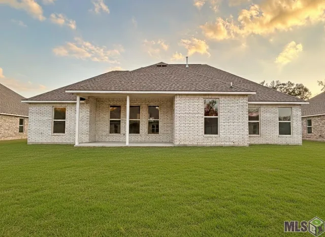 $346,790 | 4940 Cottage Drive, Addis, LA 70710