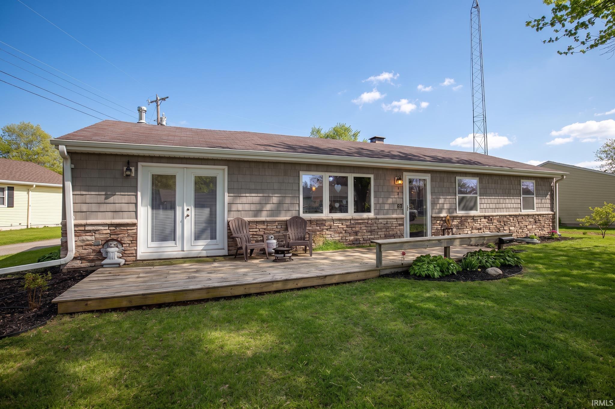 1100 Rochester Boulevard Rochester, IN 46975 - Photo 1 of 21