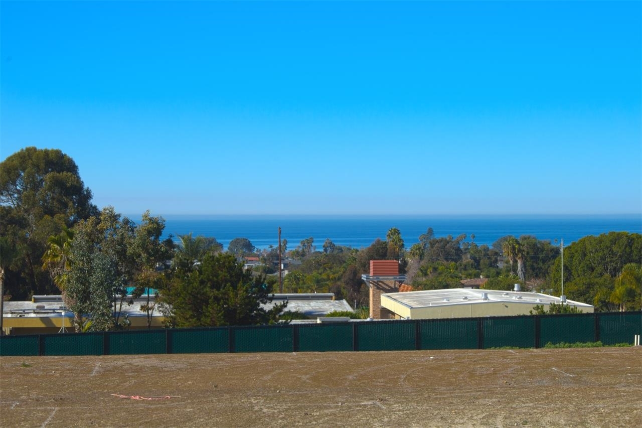 1437 Rainbow Ridge Lane Encinitas, CA 92024 - Photo 1 of 3