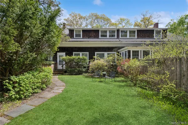 $4,700 | 208 A Wheatley Road, Old Westbury, NY 11568