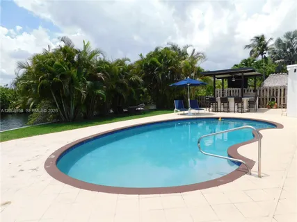 $8,500 | 108 Northeast 30th Street, Wilton Manors, FL 33334
