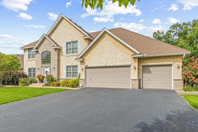 $600,000 | 10813 185th Court Northwest, Elk River, MN 55330