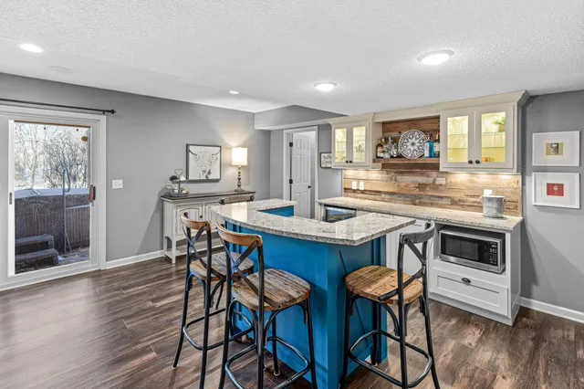 $600,000 | 10813 185th Court Northwest, Elk River, MN 55330