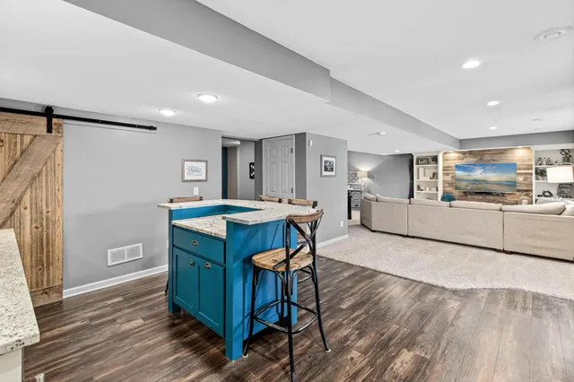 $600,000 | 10813 185th Court Northwest, Elk River, MN 55330