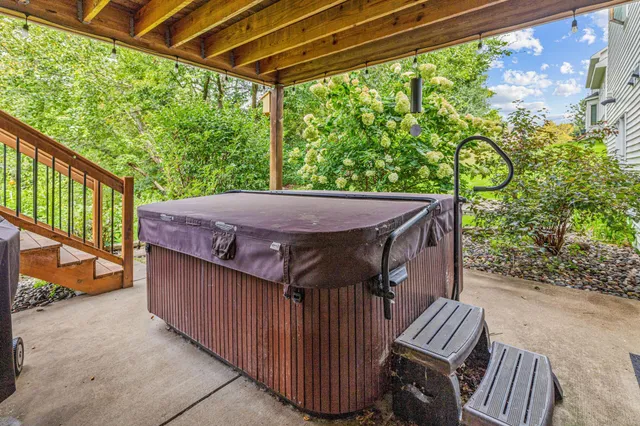 $600,000 | 10813 185th Court Northwest, Elk River, MN 55330