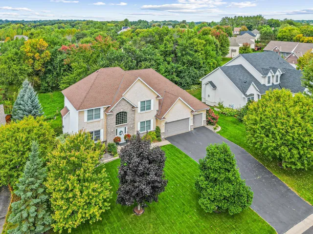 $600,000 | 10813 185th Court Northwest, Elk River, MN 55330